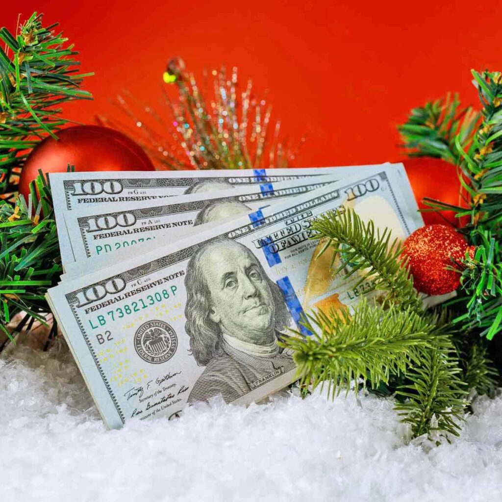 Nurturing Financial Wisdom in the Christmas Spirit